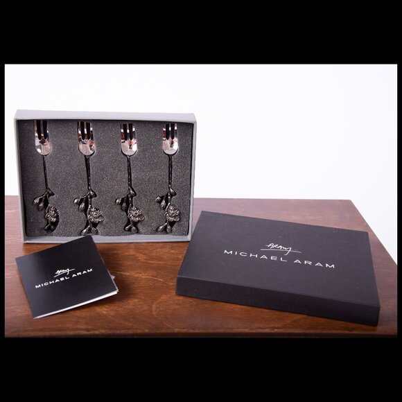 MICHAEL ARAM BLACK ORCHID HOR D’OEUVRES FORK SET NIB - Picture 1 of 2